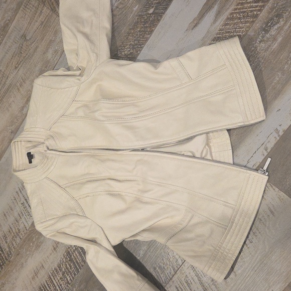 J. Jill Women's Light Cream Leather Jacket - Picture 7 of 11